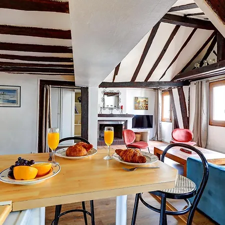 Ile Saint-Louis Flat Paris